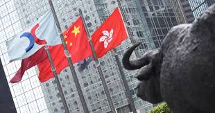 外資巨頭大舉買入中國資產，機構普遍認為港股仍具備進一步上行動力